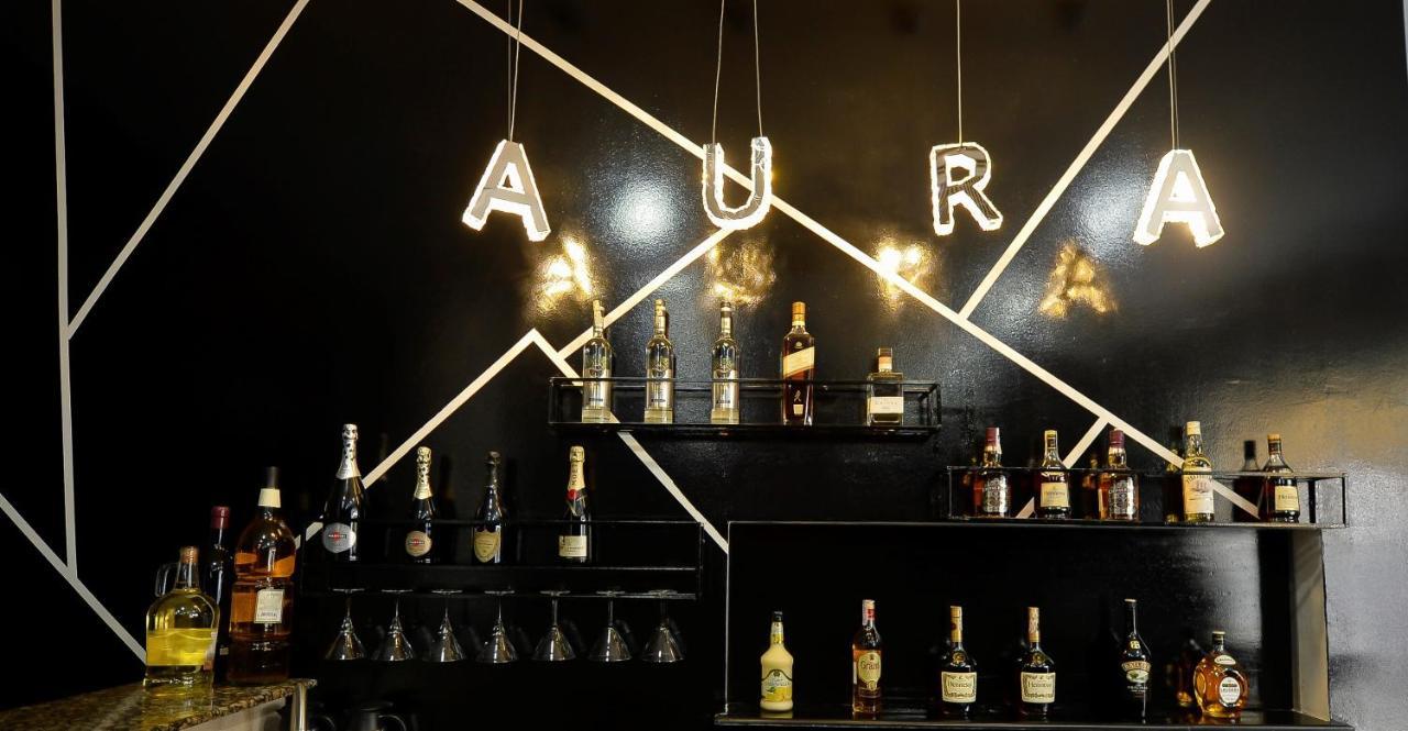 Aura Boutique Hotel Батумі Екстер'єр фото
